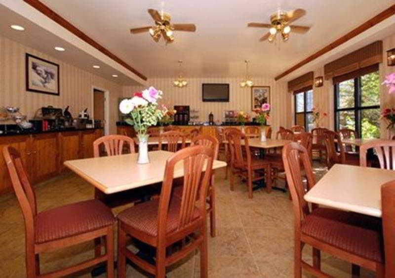 Comfort Suites Summit County Dillon Restaurant photo